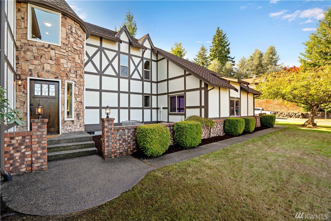 6730 Twin Hills Dr W, University Place, WA 98467 - photo 3