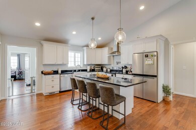 10-web-or-mls-2025 01 08 - 1800EHanthorn