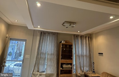 1045 Mechanic St, Camden, NJ 08104 - photo 2