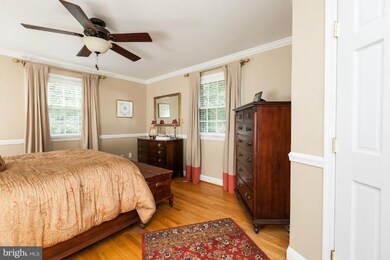 7115 Wardman Rd, Baltimore, MD 21212 - photo 2