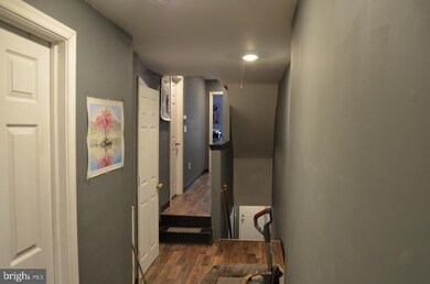 1618 N Bouvier St, Philadelphia, PA 19121 - photo 5