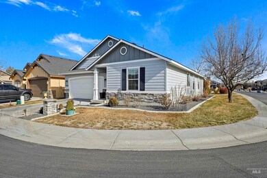 16404 N Golfview Ct, Nampa, ID 83687 - photo 2