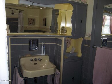 4 S 5th St, West Hazleton, PA 18202 - photo 7