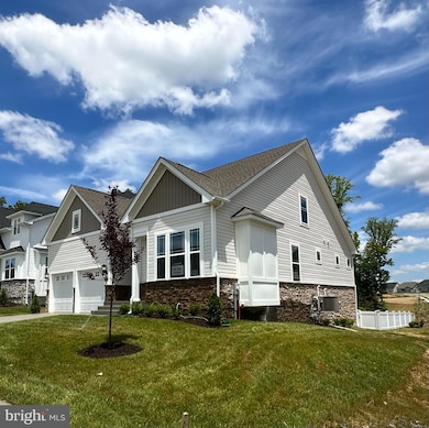 10308 Sequoia Way, White Plains, MD 20695 - photo 2