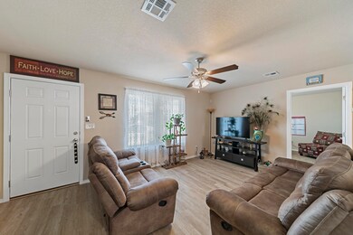 14265 Paraiso Dr, Horizon City, TX 79928 - photo 4