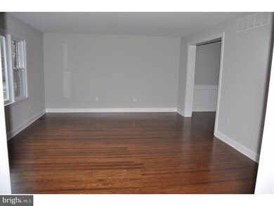 774 Carteret Ct, Mount Laurel, NJ 08054 - photo 5