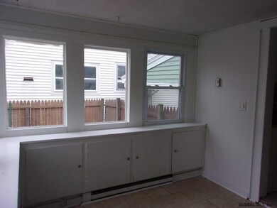 135 Benson St, Albany, NY 12206 - photo 7