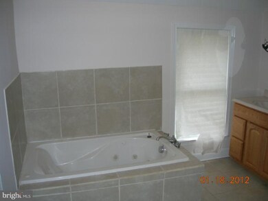 12 Saint Thomas Ln, Owings Mills, MD 21117 - photo 2