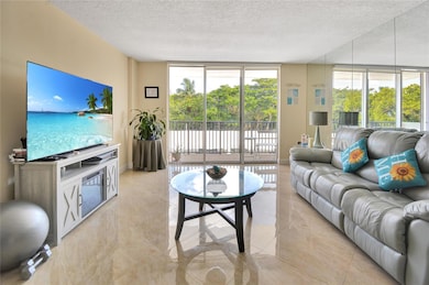 Boca Towers unit 306W, Boca Raton, FL 33431 - photo 3