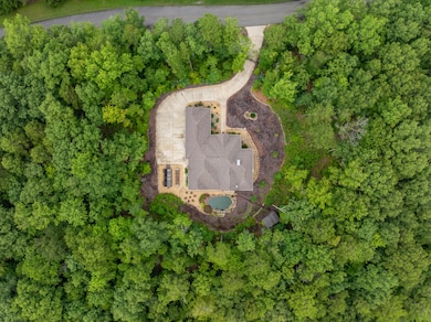 09 - 118 Beaten Path - Drone