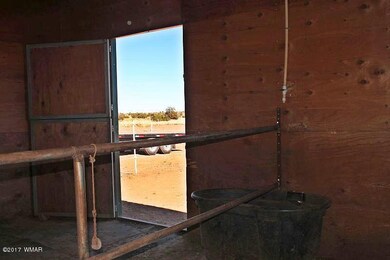 008_3 Stall Barn