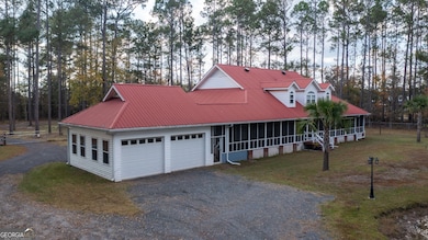 4818 Lovett Rd, Waycross, GA 31503 - photo 5