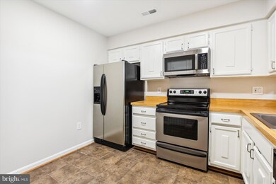 3744A Madison Ln unit 3744A, Falls Church, VA 22041 - photo 3