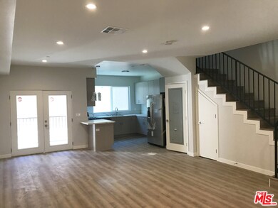 22425 Del Valle St, Woodland Hills, CA 91364 - photo 6