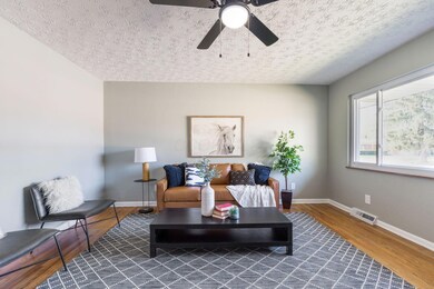 1308 Elaine Rd, Columbus, OH 43227 - photo 2