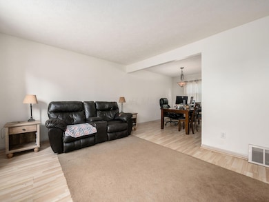 3307 Rudon Ln, Columbus, OH 43204 - photo 4