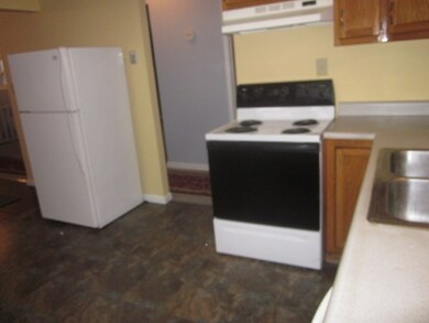 34 Prospect St unit 3, Webster, MA 01570 - photo 4