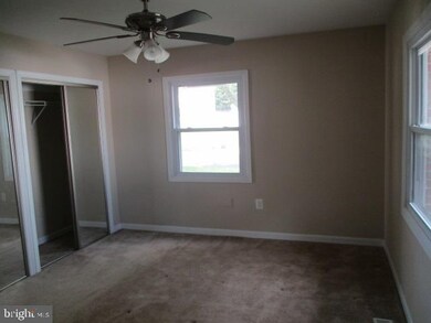 12511 Shetland Ln, Bowie, MD 20715 - photo 6