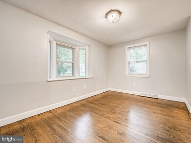 4814 Briarclift Rd, Baltimore, MD 21229 - photo 7