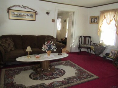 9 Trolley Bed Ln, Saratoga Springs, NY 12866 - photo 5