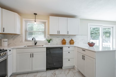 23 Glen Dr, Nashua, NH 03062 - photo 6