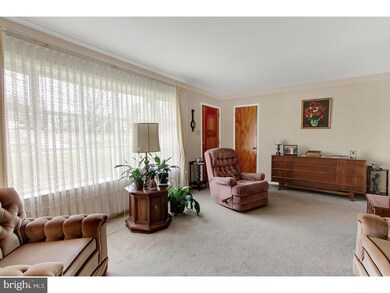 3224 Eisenbrown Rd, Reading, PA 19605 - photo 3