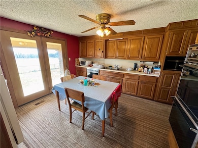 18400 Liberty Dr, Natural Dam, AR 72948 - photo 5