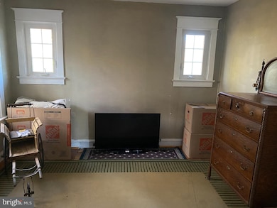 264 E Knight Ave, Collingswood, NJ 08108 - photo 4