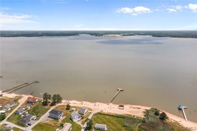 144 Cedar Dr, Dunnsville, VA 22454 - photo 2