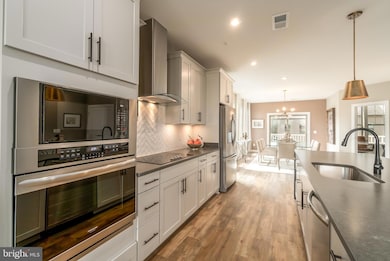 1041 Inferno Terrace SE, Leesburg, VA 20175 - photo 4