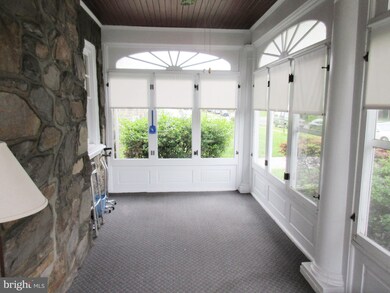 115 E Parkway Ave, Chester, PA 19013 - photo 4