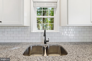 223 Fairview Rd, Luray, VA 22835 - photo 7