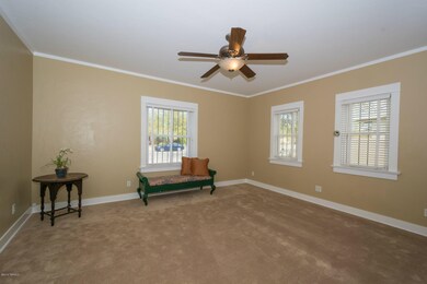 Spacious Masterbedroom
