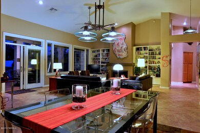 great room w/dining area