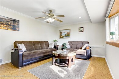 11BerkshireRd_010