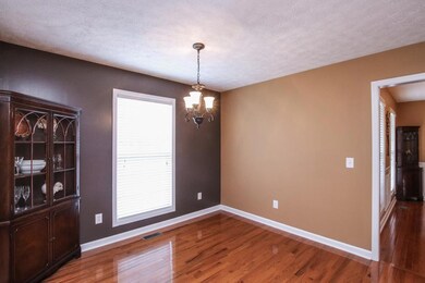 605 Meadowlark Dr, Shelbyville, TN 37160 - photo 7