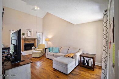 06-828 Planters Pointe Dr.