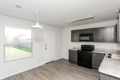 1500 Mark Ln, Ennis, TX 75119 - photo 6