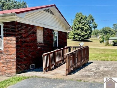 705 Chadd St, Marion, KY 42064 - photo 5