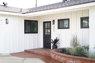 6862 Breeland Dr, Huntington Beach, CA 92647 - photo 2