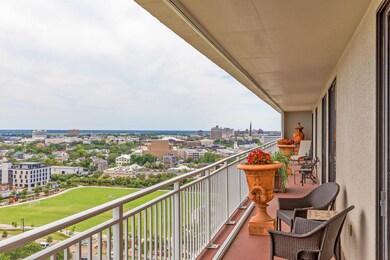 330 Concord Street 17A, Dockside deck