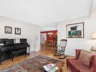 2130 Massachusetts Ave unit 8E, Cambridge, MA 02140 - photo 5