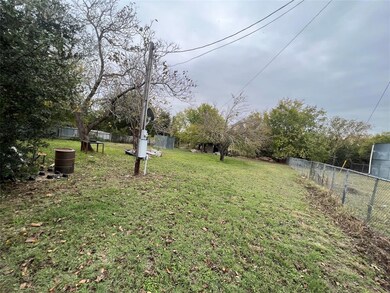 1304 Marie St, Joshua, TX 76058 - photo 6