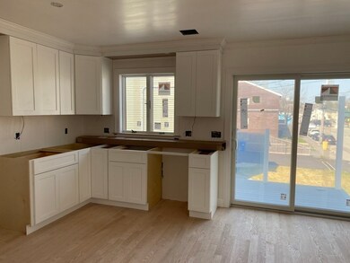 133 Ash St unit 3, Waltham, MA 02453 - photo 3