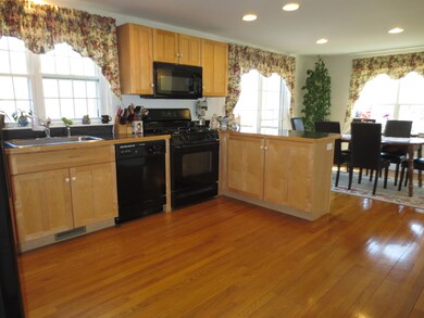 77 Main St, Mashpee, MA 02649 - photo 6