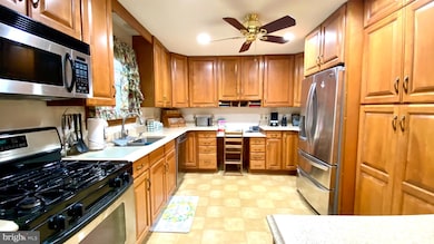 13904 Blenheim Rd N, Phoenix, MD 21131 - photo 6