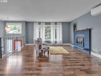 218 NW Ash St, McMinnville, OR 97128 - photo 5