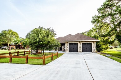 22 Wildwood Lake Dr, Huntsville, TX 77340 - photo 7