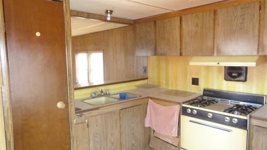 901 W Laxton, Show Low, AZ 85901 - photo 3