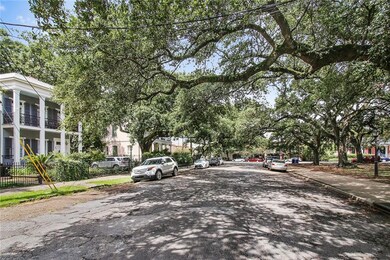 Coliseum Place Apartments unit 206, New Orleans, LA 70130 - photo 2